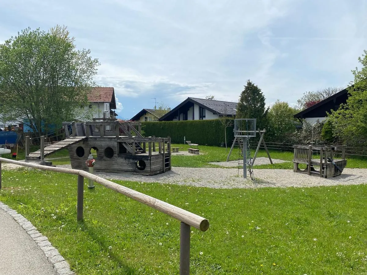 Appartamento Neubau Gruener Wolpertinger Designwhg 106Qm Barrierefrei Breitbrunn am Chiemsee 0*,  Germania